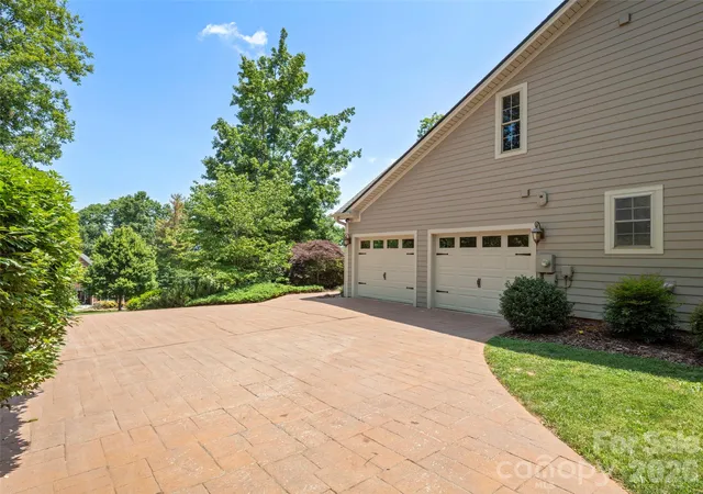 32nd image of 70 Ashley Woods Dr, Arden, NC 28704 | MLS# 4398024