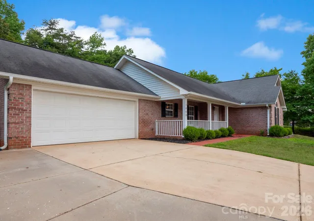3rd image of 1460 Julius Dr #21, Salisbury, NC 28147 | MLS# 4398025