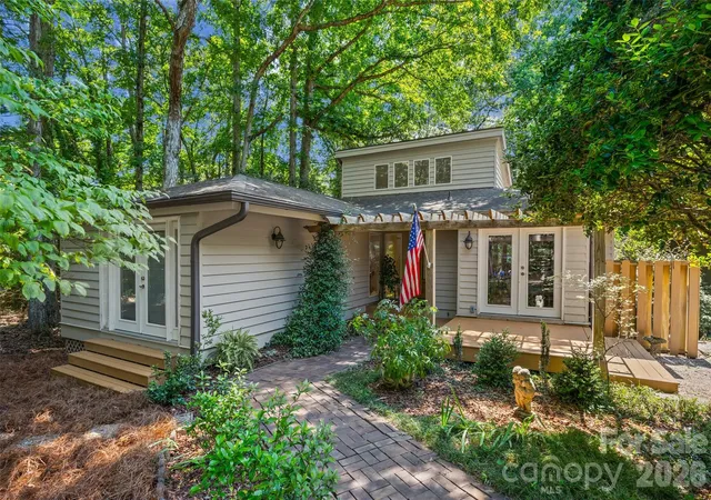 Homes for sale in Lake Wylie, SC | 2 Five Oaks Ln #2, Lake Wylie, SC 29710 | MLS# 4398029
