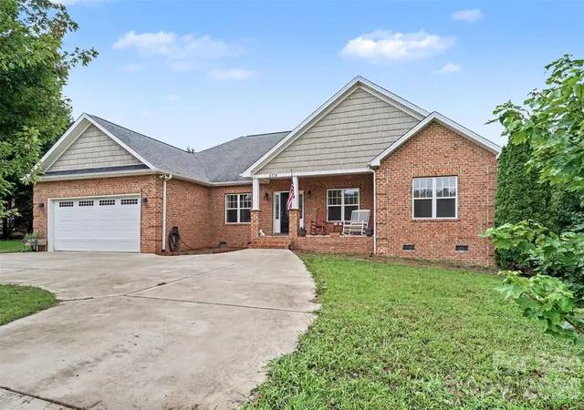 1st image of 4574 Hunter Rhyne Rd, Lincolnton, NC 28092 | MLS# 4398047