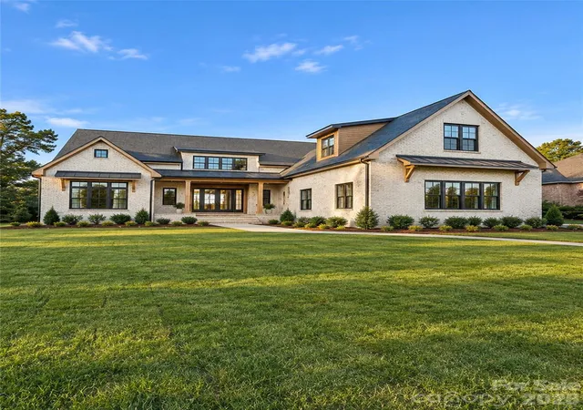 Photo 1 of Single family home for sale at 7909 Plantation Fls Ln, Charlotte, NC 28227 | MLS# 4398058 | Listing updated on 2026-09-25