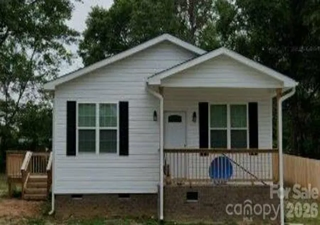 Homes for sale in Chester, SC | 506 Bratton St, Chester, SC 29706 | MLS# 4398062
