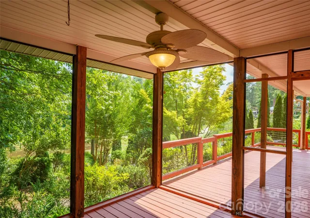 3rd image of 847 N Lakeside Dr, Hendersonville, NC 28739 | MLS# 4398073