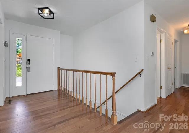 3rd image of 138 Surry Ln, Hendersonville, NC 28791 | MLS# 4398078
