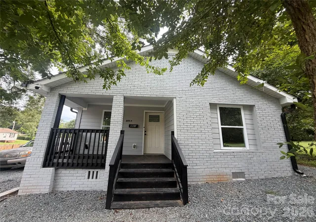 Photo 1 of Single family home for sale at 803 Gordon St, Monroe, NC 28112 | MLS# 4398080 | Listing updated on 2026-09-19