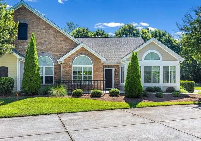 image of 274 Lone Oak Cir, Rock Hill, SC 29732 | MLS# 4398102