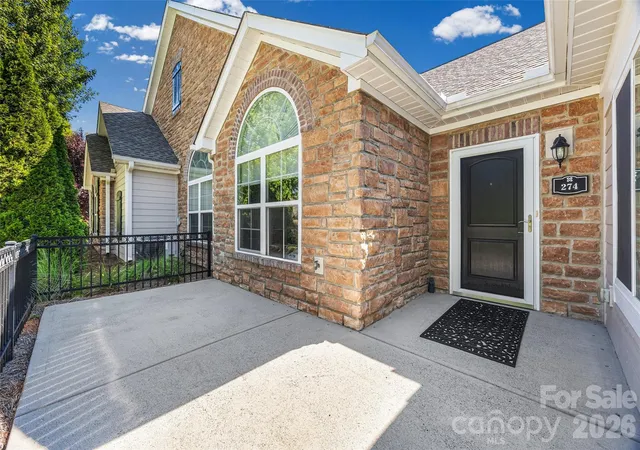 image of 274 Lone Oak Cir, Rock Hill, SC 29732 | MLS# 4398102