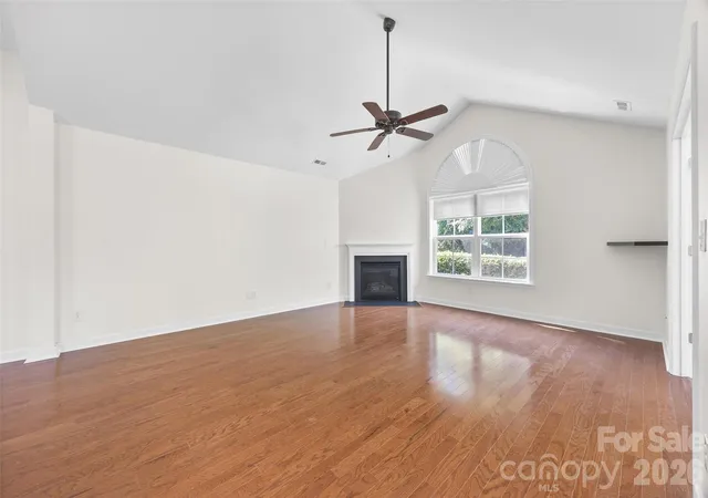 image of 274 Lone Oak Cir, Rock Hill, SC 29732 | MLS# 4398102