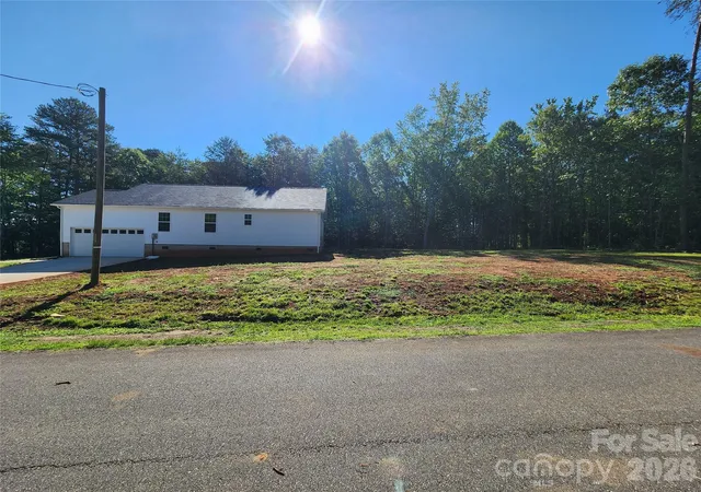 4th image of 5900 Flamingo Dr #4, Conover, NC 28613 | MLS# 4398110