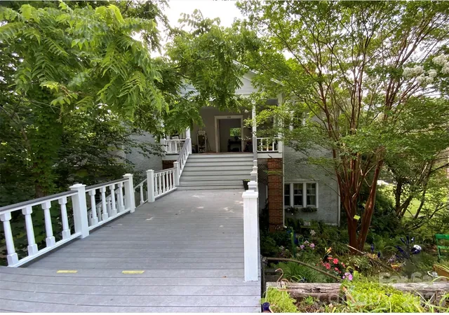 Homes for sale in Saluda, NC | 58 Seminary St, Saluda, NC 28773 | MLS# 4398152