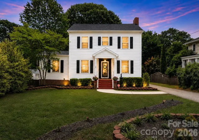 Photo 2 of Single family home for sale at 1310 S York Rd, Gastonia, NC 28052 | MLS# 4398155 | Listing updated on 2026-08-13