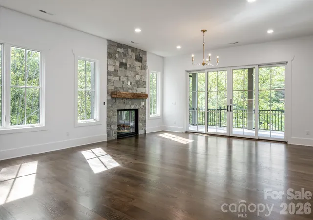 3rd image of 58 Blackgum Ct, Hendersonville, NC 28739 | MLS# 4398176
