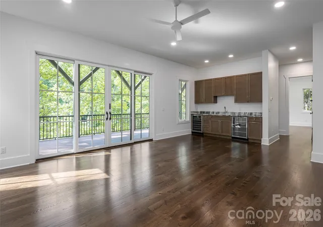 4th image of 58 Blackgum Ct, Hendersonville, NC 28739 | MLS# 4398176