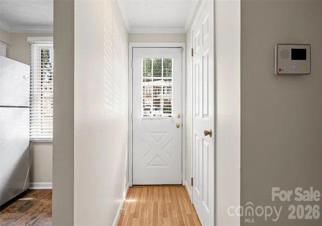 Photo 2 of Sale Pending at 1231 Scaleybark Rd, Charlotte, NC 28209 | MLS# 4398177 | Listing updated on 2026-10-07