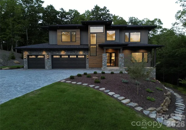 1st image of 163 Stonefly Dr, Horse Shoe, NC 28742 | MLS# 4398178