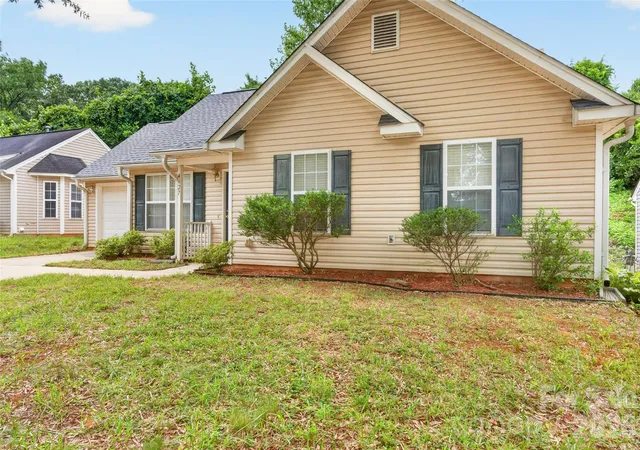 4th image of 4627 Victory Ln, Charlotte, NC 28269 | MLS# 4398187