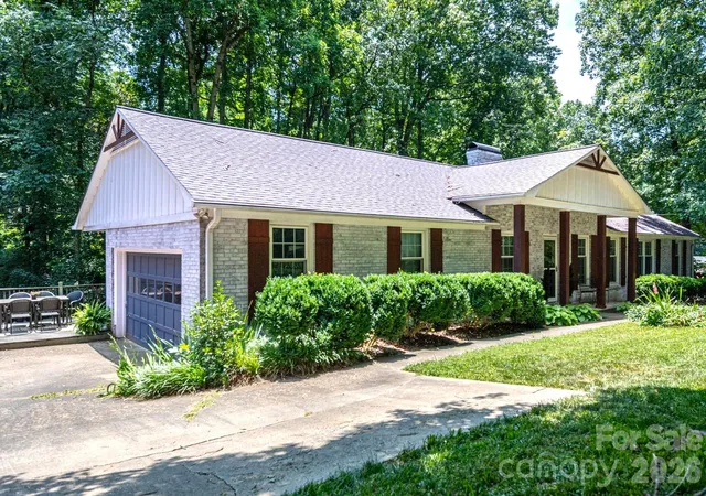 3rd image of 504 Dogwood Ln, Belmont, NC 28012 | MLS# 4398202