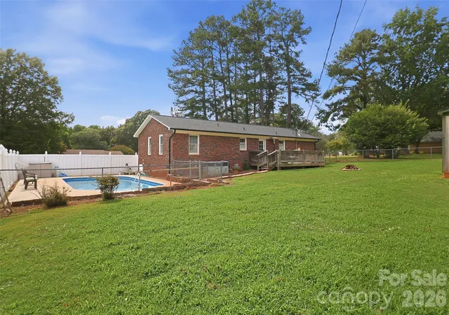 Photo 4 of Single family home for sale at 115 Arcade St, Bessemer City, NC 28016 | MLS# 4398207 | Listing updated on 2026-09-23
