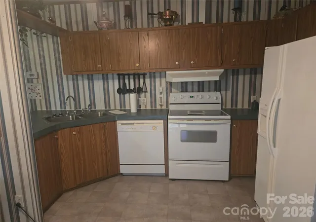 3rd image of 4632 Belvedere Dr, Claremont, NC 28610 | MLS# 4398223