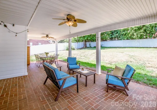 Photo 1 of Single family home for sale at 921 Argyle Ct, Statesville, NC 28677 | MLS# 4398226 | Listing updated on 2026-10-03