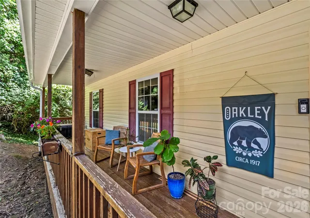 2nd image of 11 W Raleigh Rd, Asheville, NC 28803 | MLS# 4398228