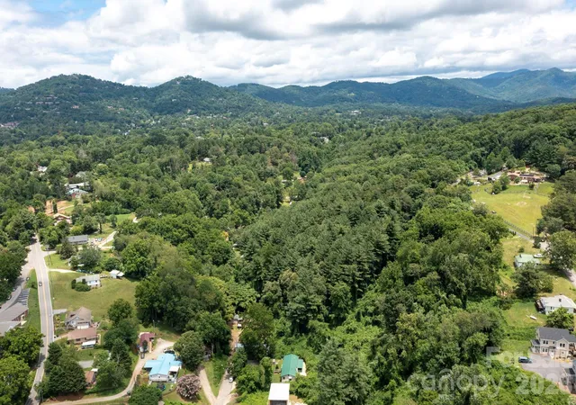 13th image of 80 Taylor St #19, Asheville, NC 28804 | MLS# 4398245