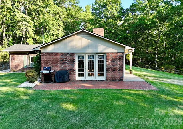 Photo 3 of Single family home for sale at 552 Coxes Crk Church Rd, Marion, NC 28752 | MLS# 4398247 | Listing updated on 2026-08-29