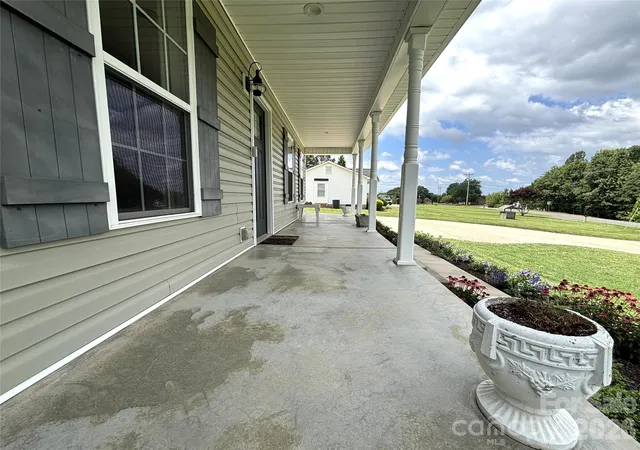 Homes for sale in Granite Falls, NC | 2899 Icard Ridge Rd, Granite Falls, NC 28630 | MLS# 4398258