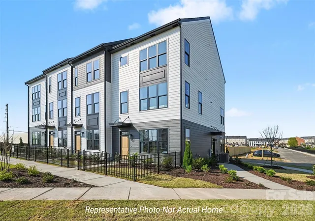 Photo 3 of Townhouse for sale at 2123 Bonner Brg Ct #2001, Charlotte, NC 28273 | MLS# 4398261 | Listing updated on 2026-09-05