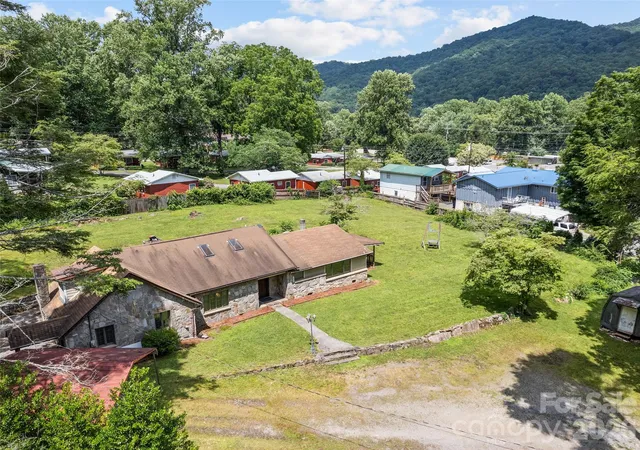 Homes for sale in Maggie Valley, NC | 64 Turner Br, Maggie Valley, NC 28751 | MLS# 4398264