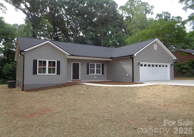 Homes for sale in Forest City, NC | 190 Forest Hill Dr, Forest City, NC 28043 | MLS# 4398275