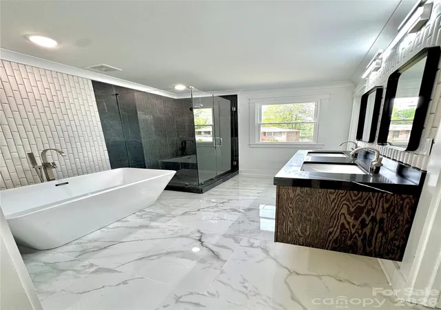 Photo 34 of Single family home for sale at 5635 Ruth Dr, Charlotte, NC 28215 | MLS# 4398288 | Listing updated on 2026-09-03