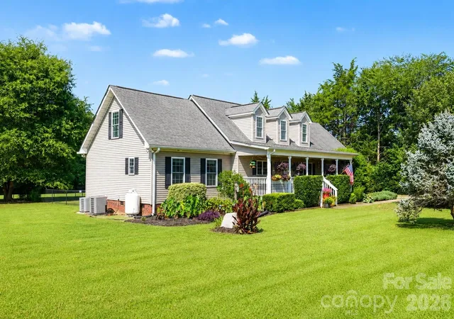 Photo 3 of Single family home for sale at 4387 Bookout Rd, Rock Hill, SC 29730 | MLS# 4398312 | Listing updated on 2026-08-27