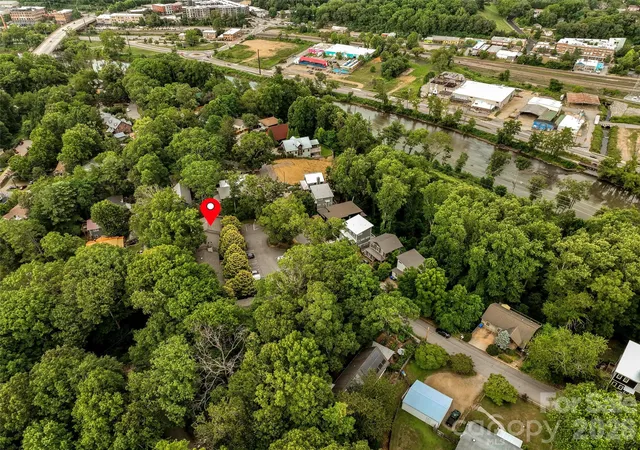 2nd image of 127 Riverview Dr #8 & 8B, Asheville, NC 28806 | MLS# 4398328
