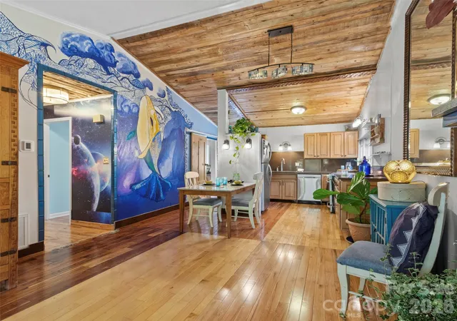 5th image of 127 Riverview Dr #8 & 8B, Asheville, NC 28806 | MLS# 4398328