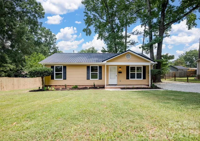 1st image of 612 Welsh Ave, Monroe, NC 28112 | MLS# 4398332