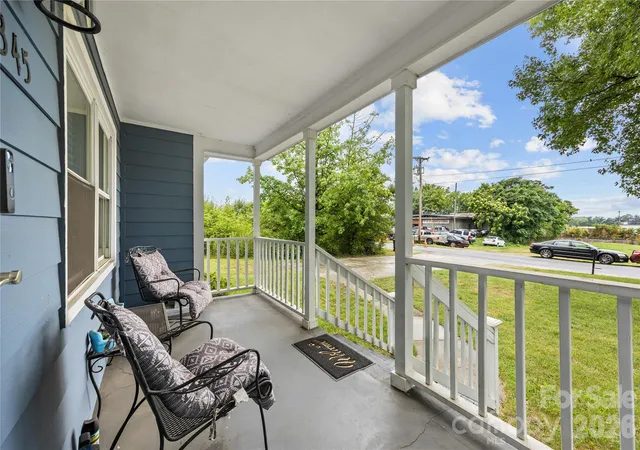 Homes for sale in Statesville, NC | 1345 Old Salisbury Rd, Statesville, NC 28625 | MLS# 4398337