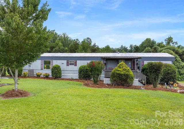 Homes for sale in Clover, SC | 2143 Templeton Rd, Clover, SC 29710 | MLS# 4398343