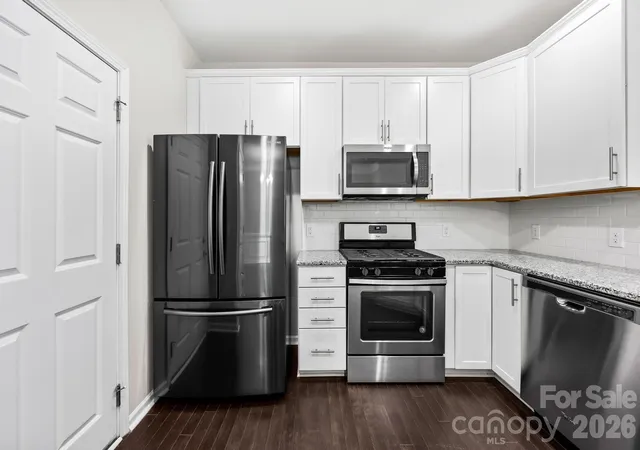 Photo 3 of Townhouse for sale at 2459 Diplomat Ln, Charlotte, NC 28210 | MLS# 4398345 | Listing updated on 2026-09-28