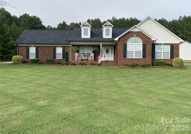 Photo 1 of Single family home for sale at 6901 Potter Rd S #2, Waxhaw, NC 28173 | MLS# 4398373 | Listing updated on 2026-08-17