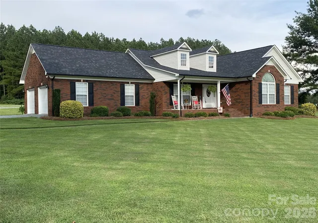 Photo 3 of Single family home for sale at 6901 Potter Rd S #2, Waxhaw, NC 28173 | MLS# 4398373 | Listing updated on 2026-08-17