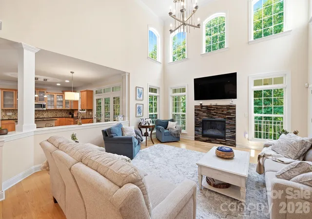 Photo 4 of Single family home for sale at 309 Walking Horse Trl, Davidson, NC 28036 | MLS# 4398377 | Listing updated on 2026-10-17