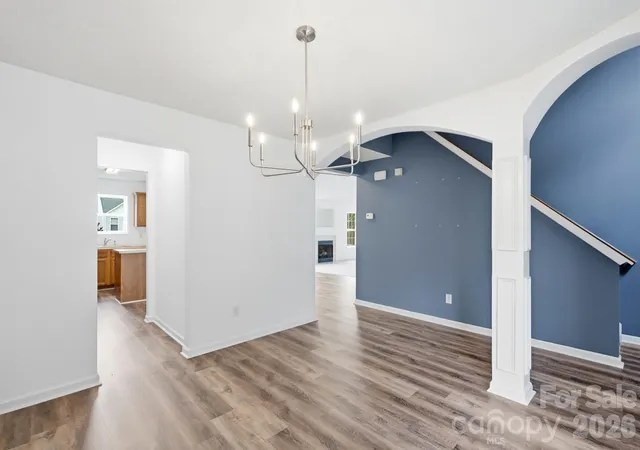Photo 4 of Single family home for sale at 9534 Bradstreet Cmns Way, Charlotte, NC 28215 | MLS# 4398378 | Listing updated on 2026-10-01