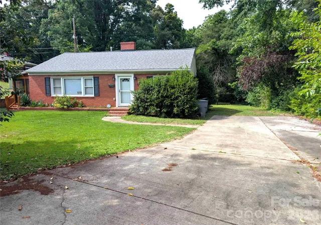 Single family home for sale at 542 Stegall St, Charlotte, NC 28217 | MLS# 4398380