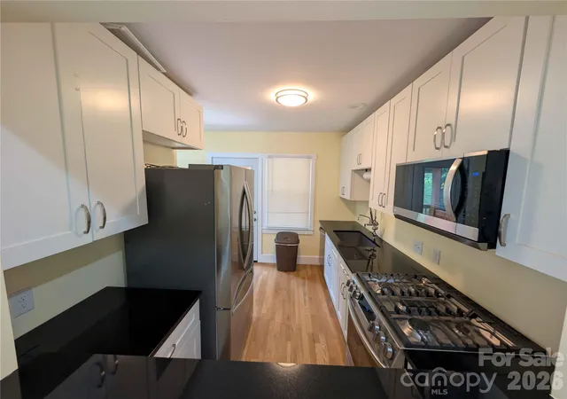 Photo 3 of Single family home for sale at 542 Stegall St, Charlotte, NC 28217 | MLS# 4398380 | Listing updated on 2026-09-13