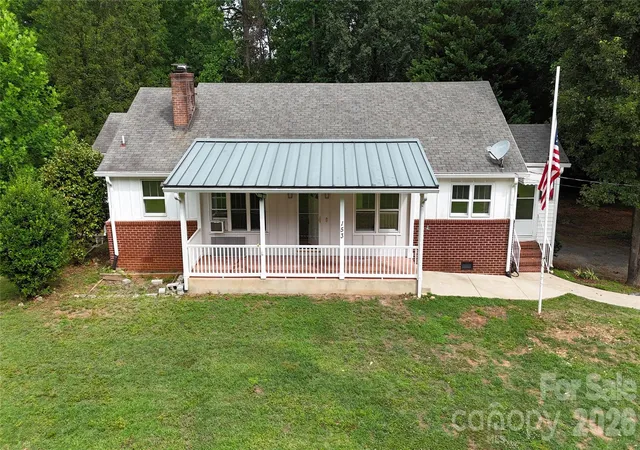 1st image of 153 Southwinds Dr, Rutherfordton, NC 28139 | MLS# 4398388