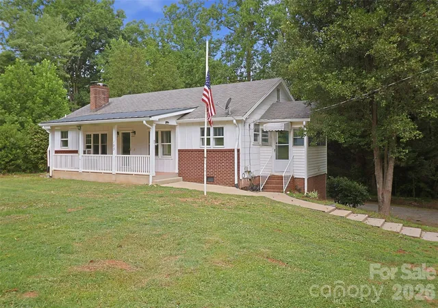 2nd image of 153 Southwinds Dr, Rutherfordton, NC 28139 | MLS# 4398388