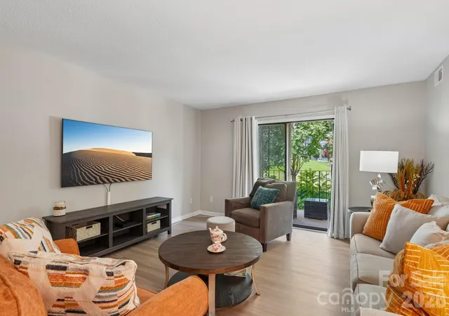 Photo 3 of Condo for sale at 4736 Hedgemore Dr #G, Charlotte, NC 28209 | MLS# 4398402 | Listing updated on 2026-08-20