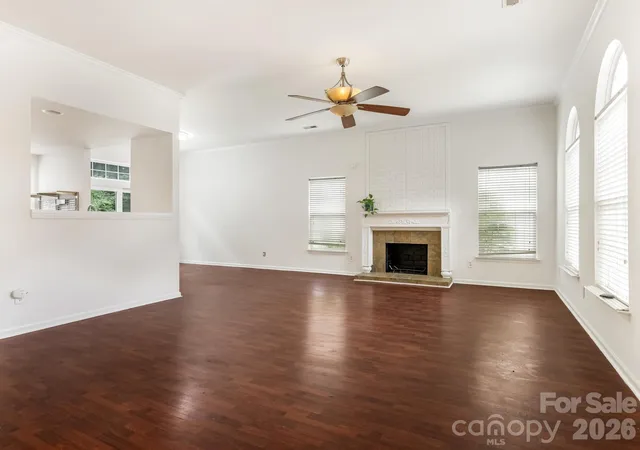 Photo 3 of Single family home for sale at 2940 Hosta Dr, Charlotte, NC 28269 | MLS# 4398413 | Listing updated on 2026-10-05