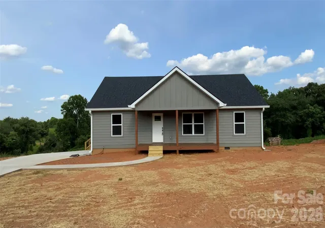 Homes for sale in Forest City, NC | 260 Forest Lake Rd, Forest City, NC 28043 | MLS# 4398442